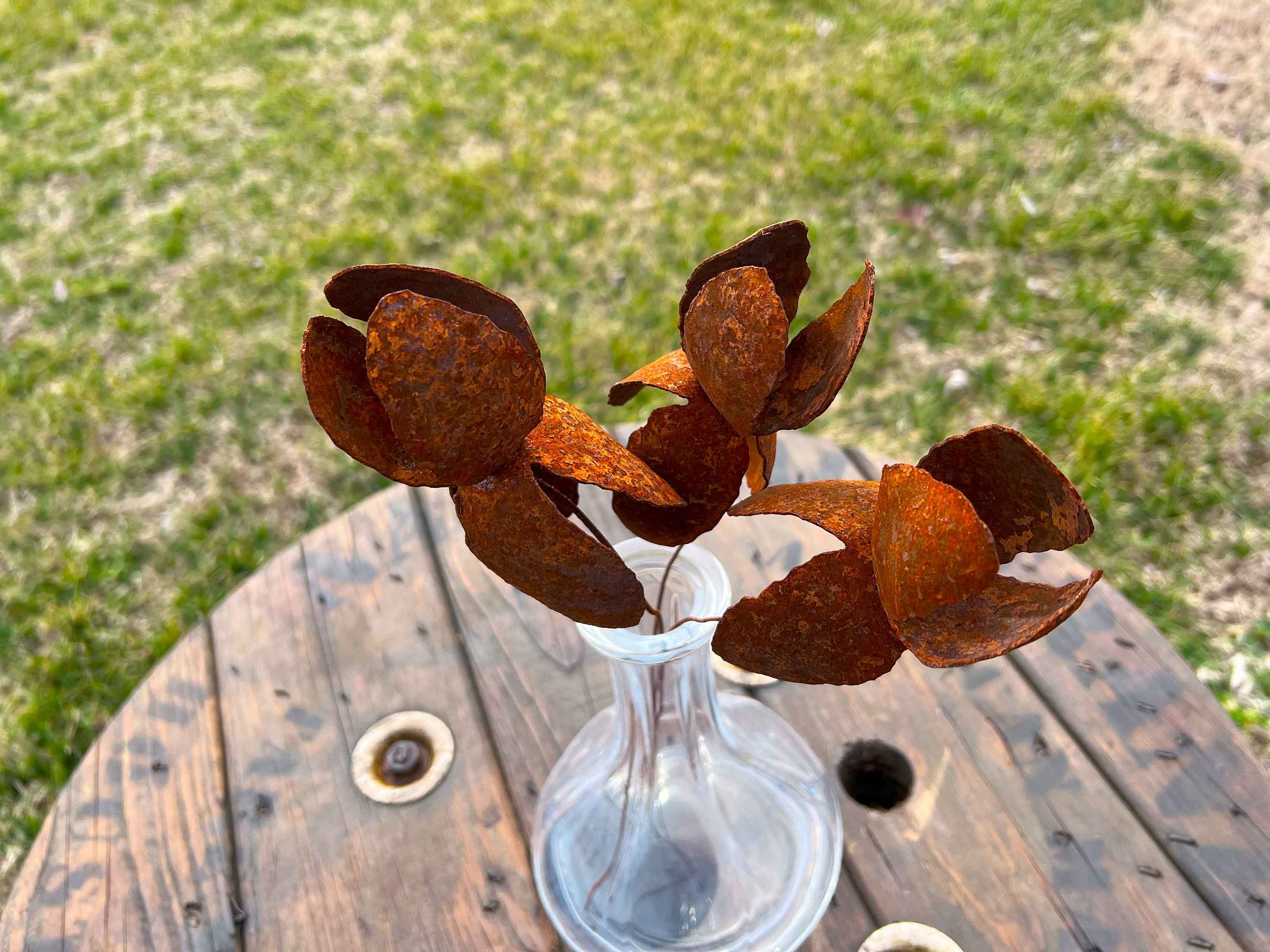 Rusty Iron Iris Flowers (Set of 3): Handmade Industrial Sculpture