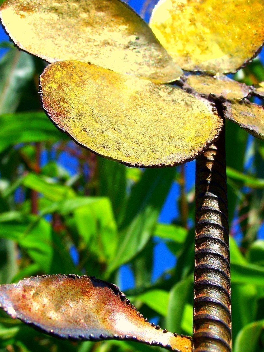 Handmade Rustic Metal Daisy Yard Stake - Yellow Garden Flower Decor