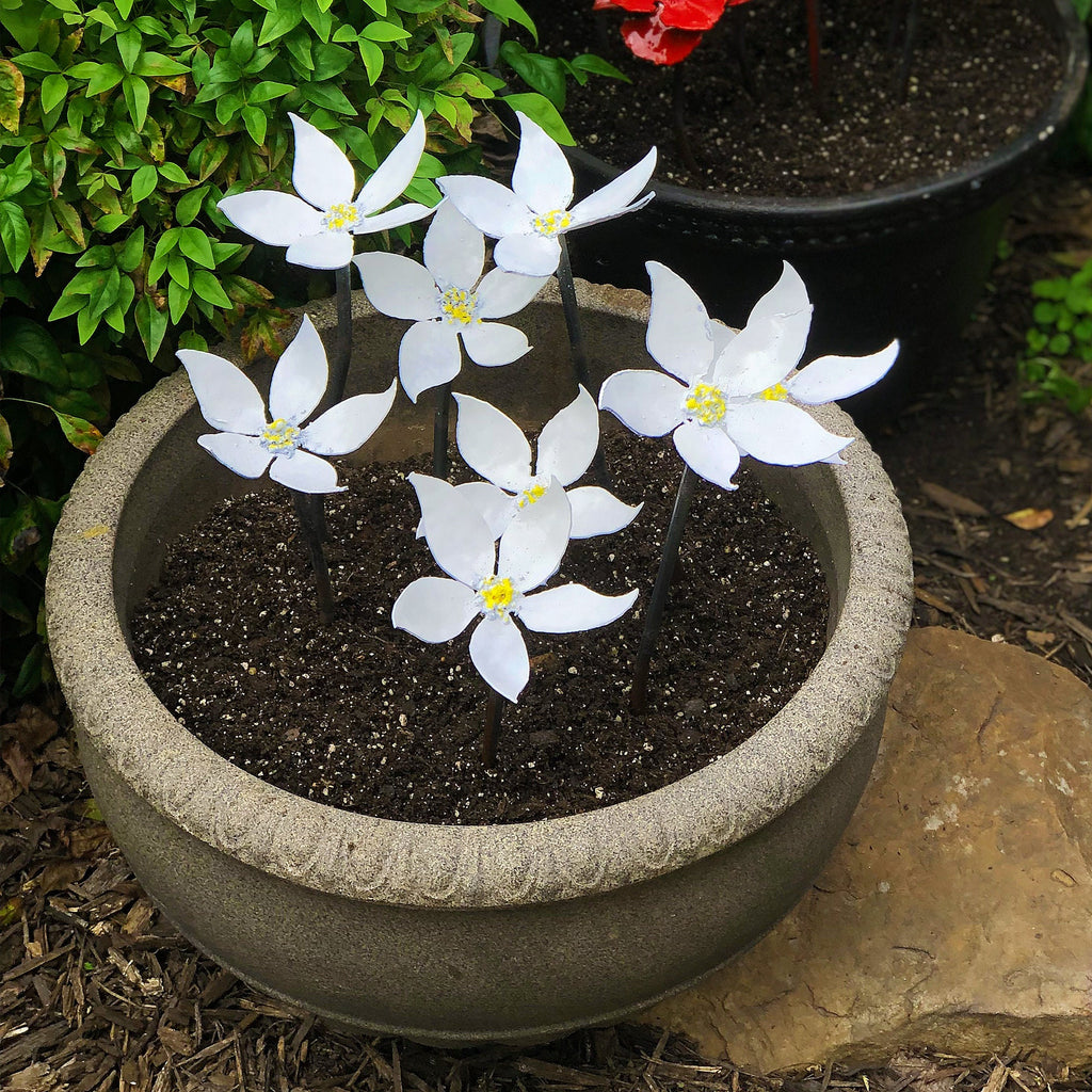 Metal Jasmine Flower Garden Art: Colorful Bloom Pot Insert