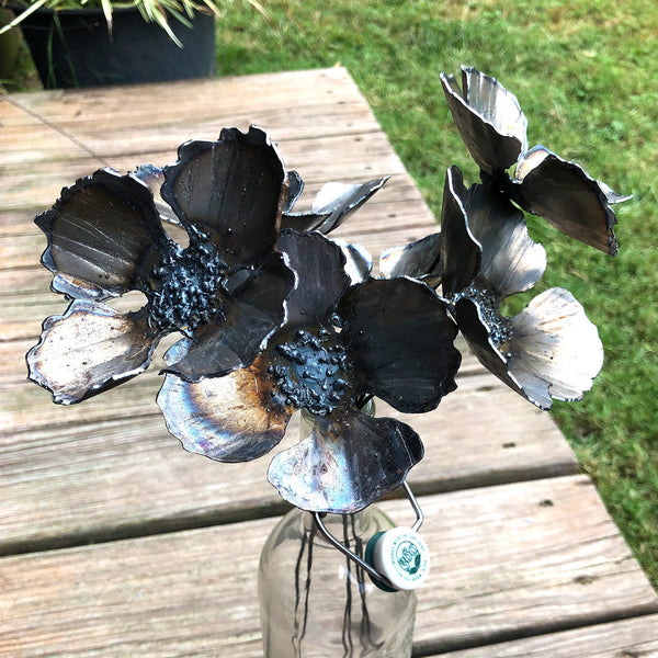 Handmade Steel Poppy Set: Industrial Vase Accent Flowers