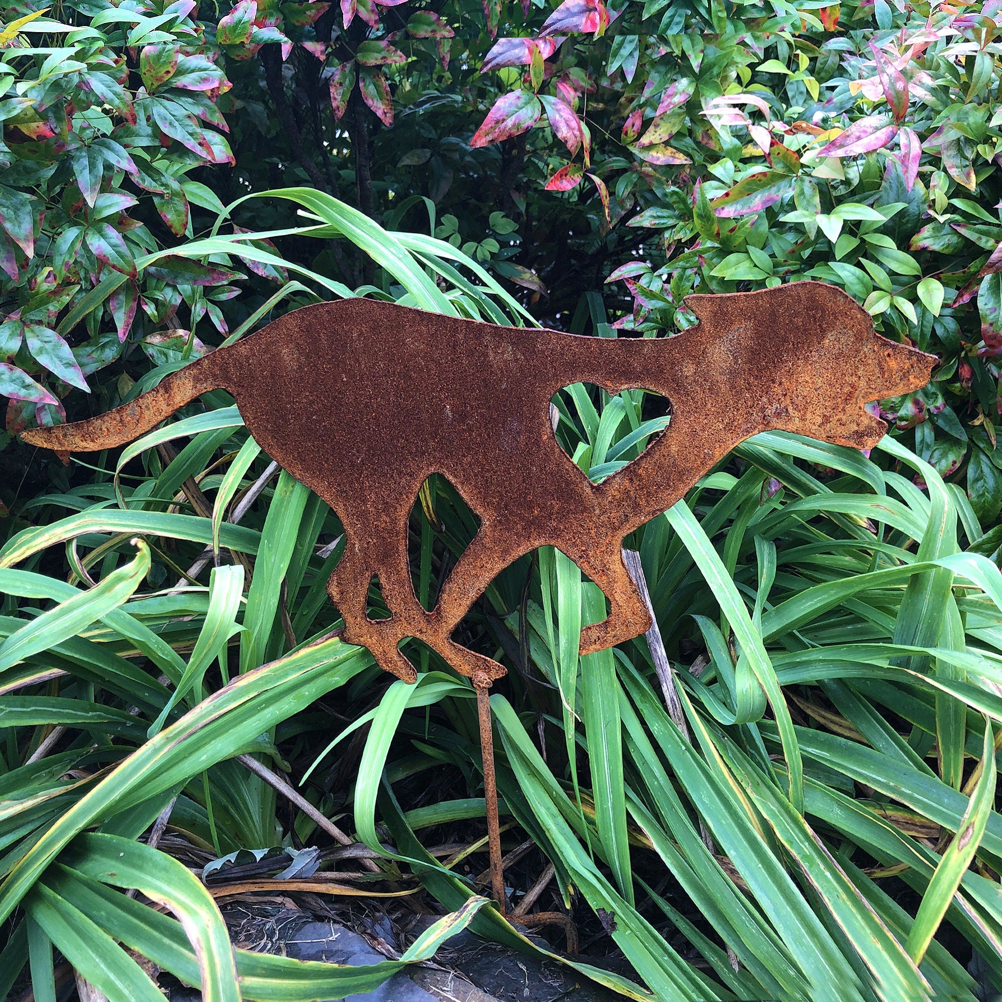 Rustic Labrador Heart Memorial Stake: Metal Dog Garden Art
