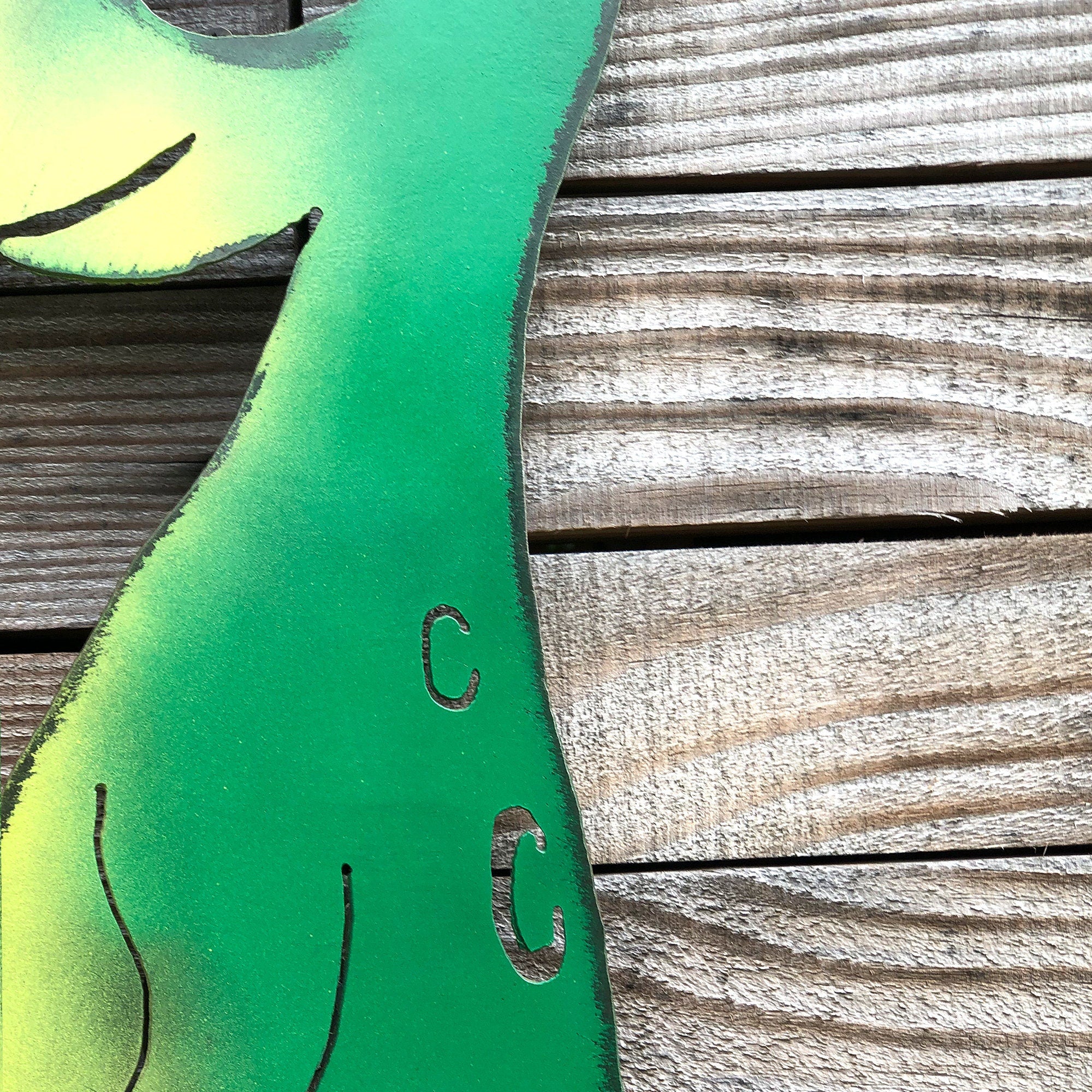 Handmade Metal Dinosaur Wall Art: Green Cartoon Decor