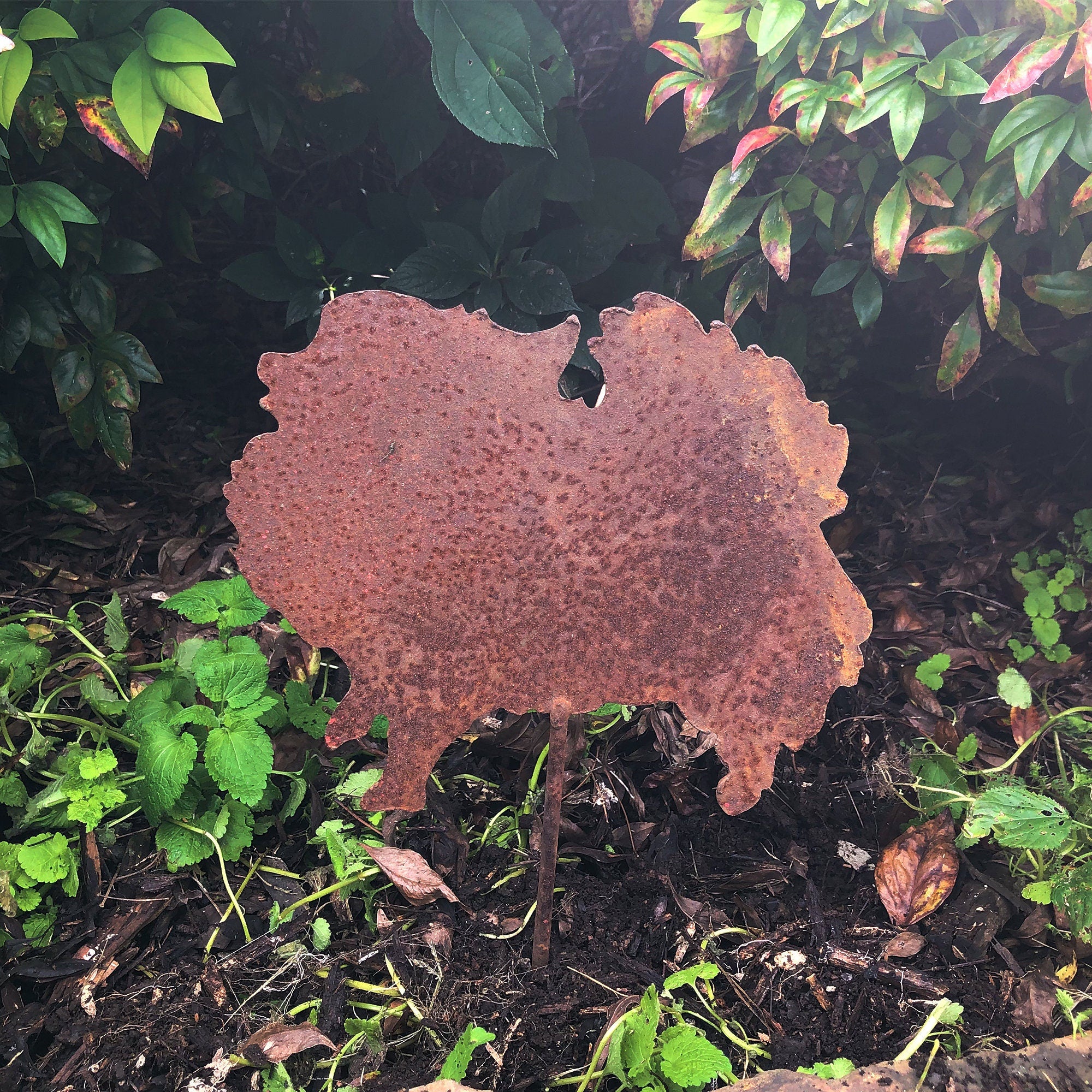 Handmade Pomeranian Metal Yard Stake: Dog Memorial Decor