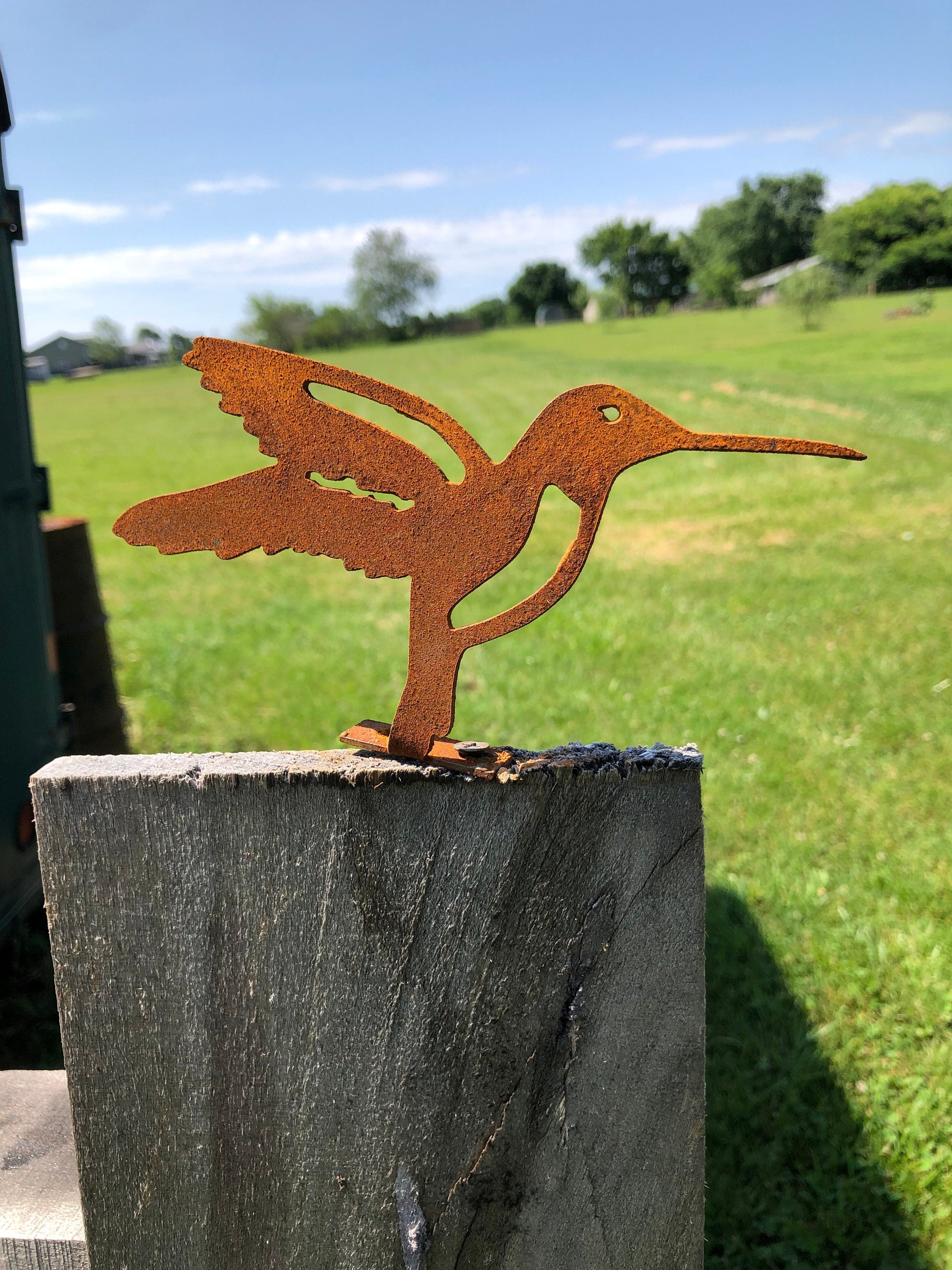 Rusty Metal Hummingbird Art: Handmade Deck or Tree Decor