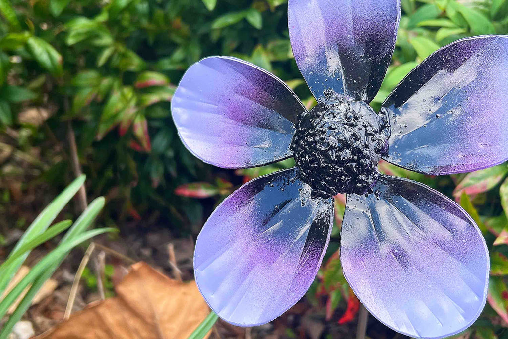 Violet Steel Flower Stake: Patio Planter Decoration
