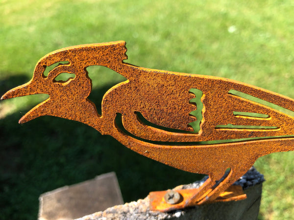Rustic Metal Blue Jay Bird: Garden Decor, Fence Post Topper