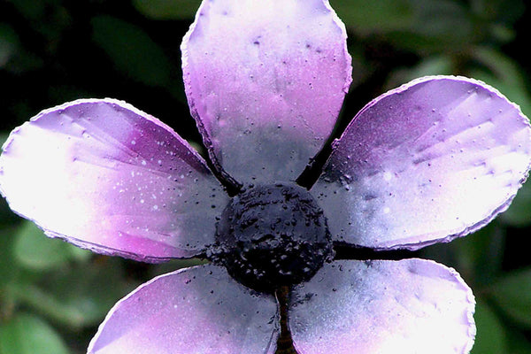 Violet Steel Flower Stake: Patio Planter Decoration