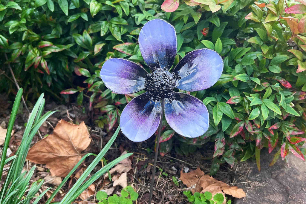 Violet Steel Flower Stake: Patio Planter Decoration