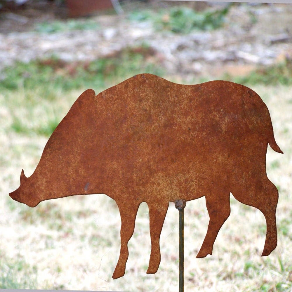 Rusty Metal Hog Garden Stake - Rustic Boar Flowerbed Art