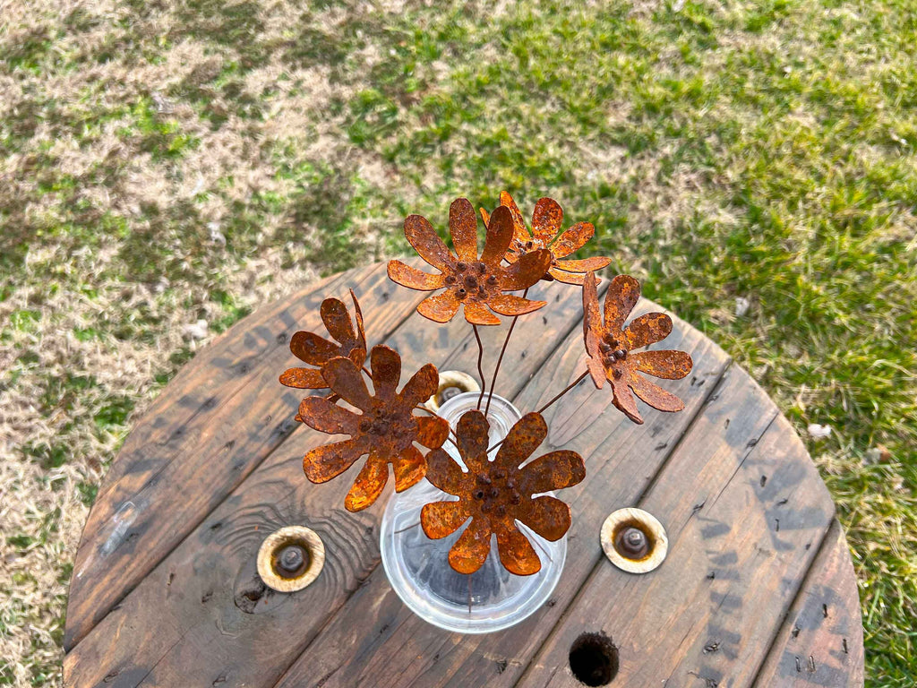 Rusty Metal Daisy Flowers (Set of 6): Handmade Rustic Industrial Decor