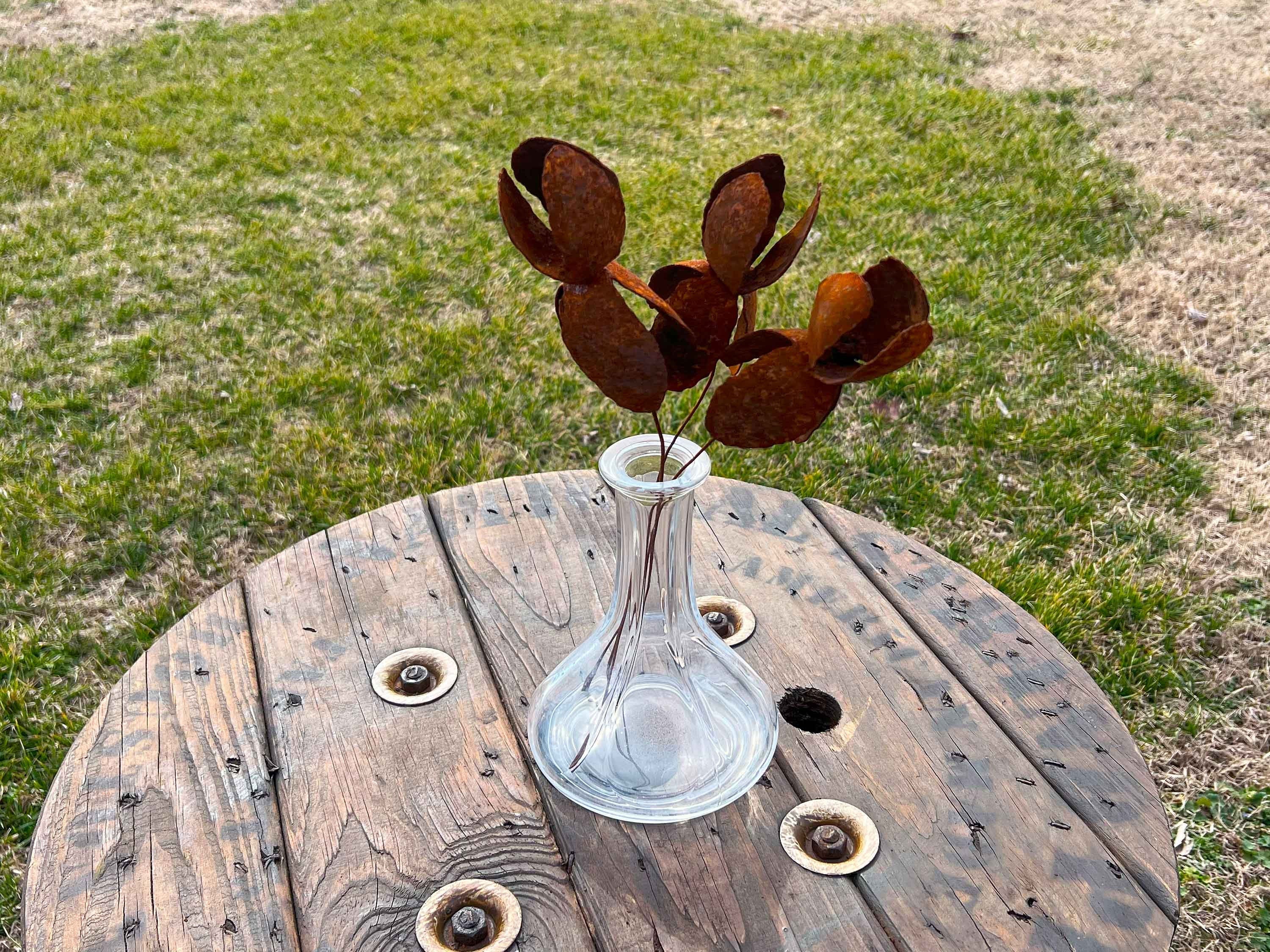 Rusty Iron Iris Flowers (Set of 3): Handmade Industrial Sculpture