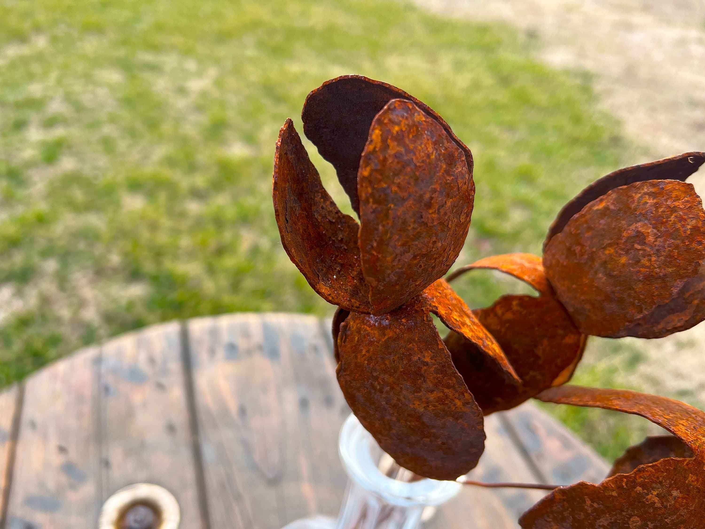 Rusty Iron Iris Flowers (Set of 3): Handmade Industrial Sculpture
