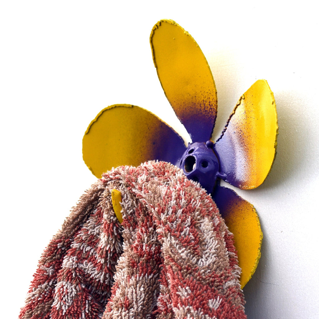 Metal Flower Hook: Decorative Leash or Towel Rack