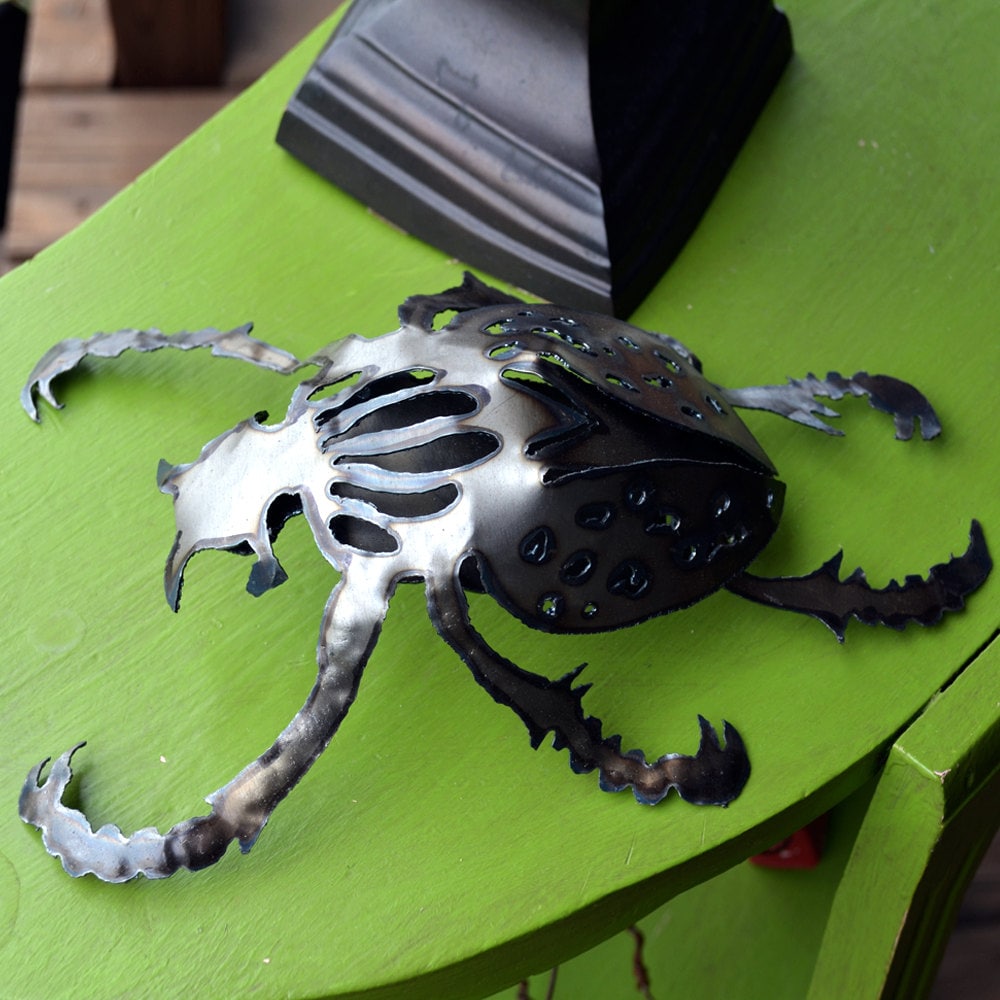 Steel Beetle Sculpture: Origami-Style Metal Insect Art