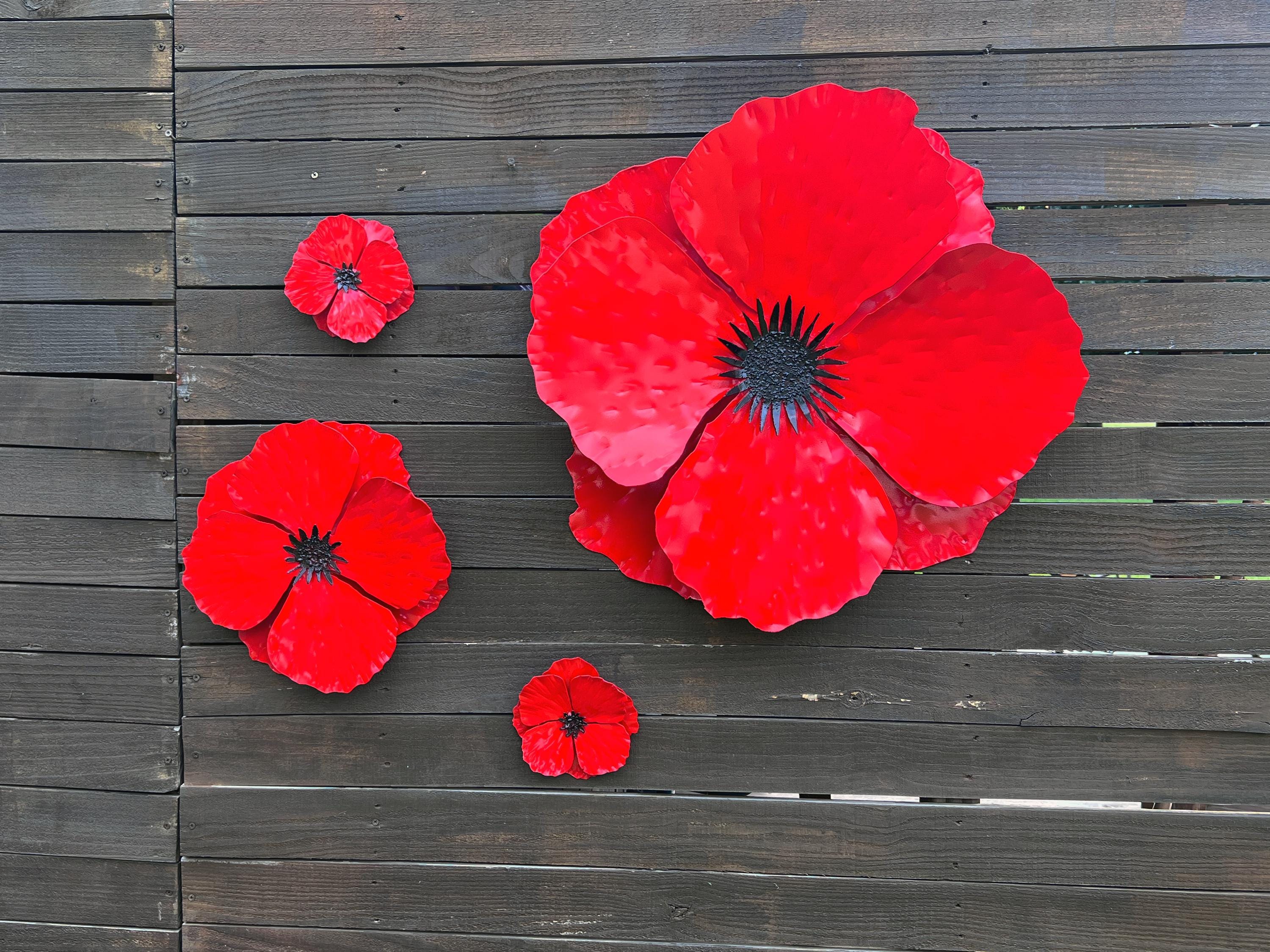 Metal Poppy Wall Art Set: Handcrafted Weather-Resistant Floral Decor