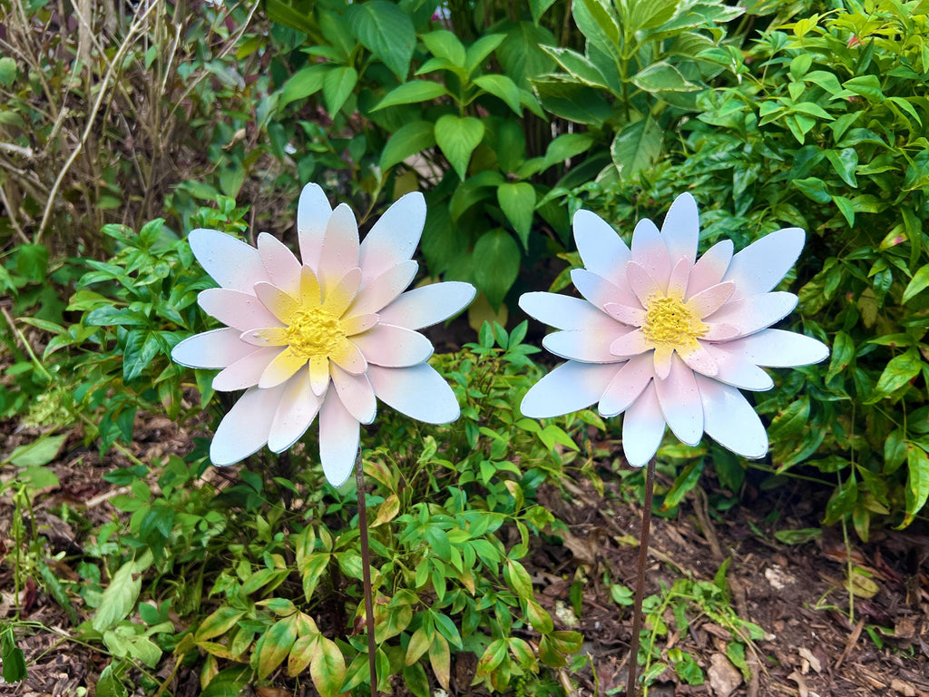 Handmade Metal Water Lily Garden Stakes - Pink & White Floral Decor