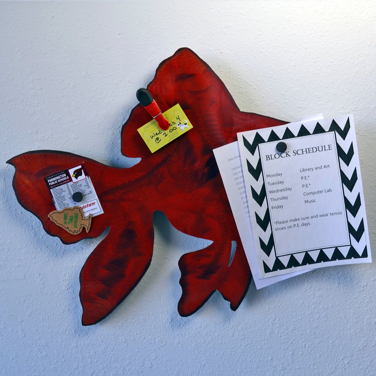 Red Fantail Goldfish Metal Wall Art: Rustic Steel Fish Sign