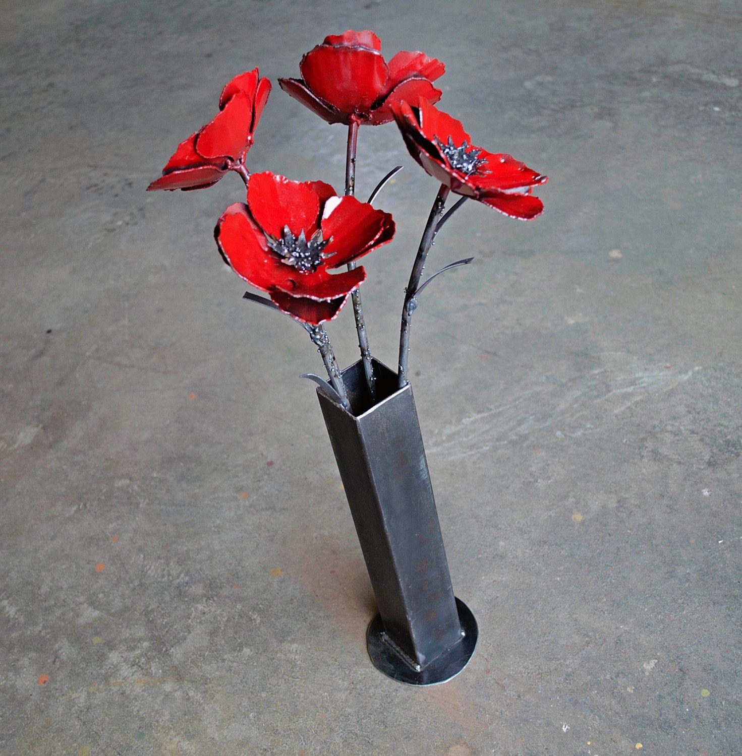 Metal Poppy Flower Arrangement: Industrial Sculpture in Vase