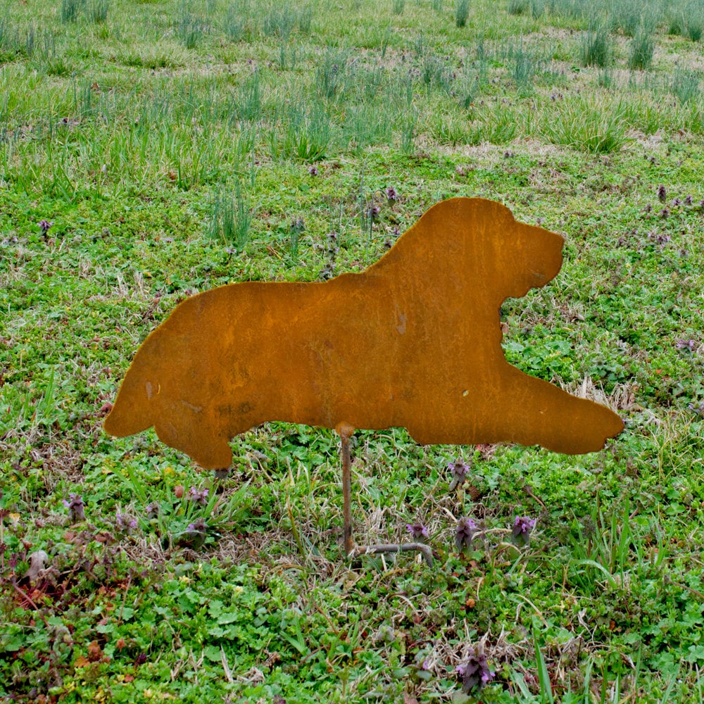 Rusty Metal Labrador Garden Stake - Memorial Lab Art (11x6)