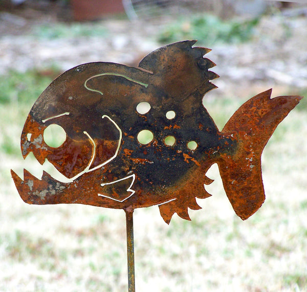 Piranha Yard Stake - Metal Fish Art on 3/8" Rod