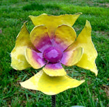 Gabriela flower stake
